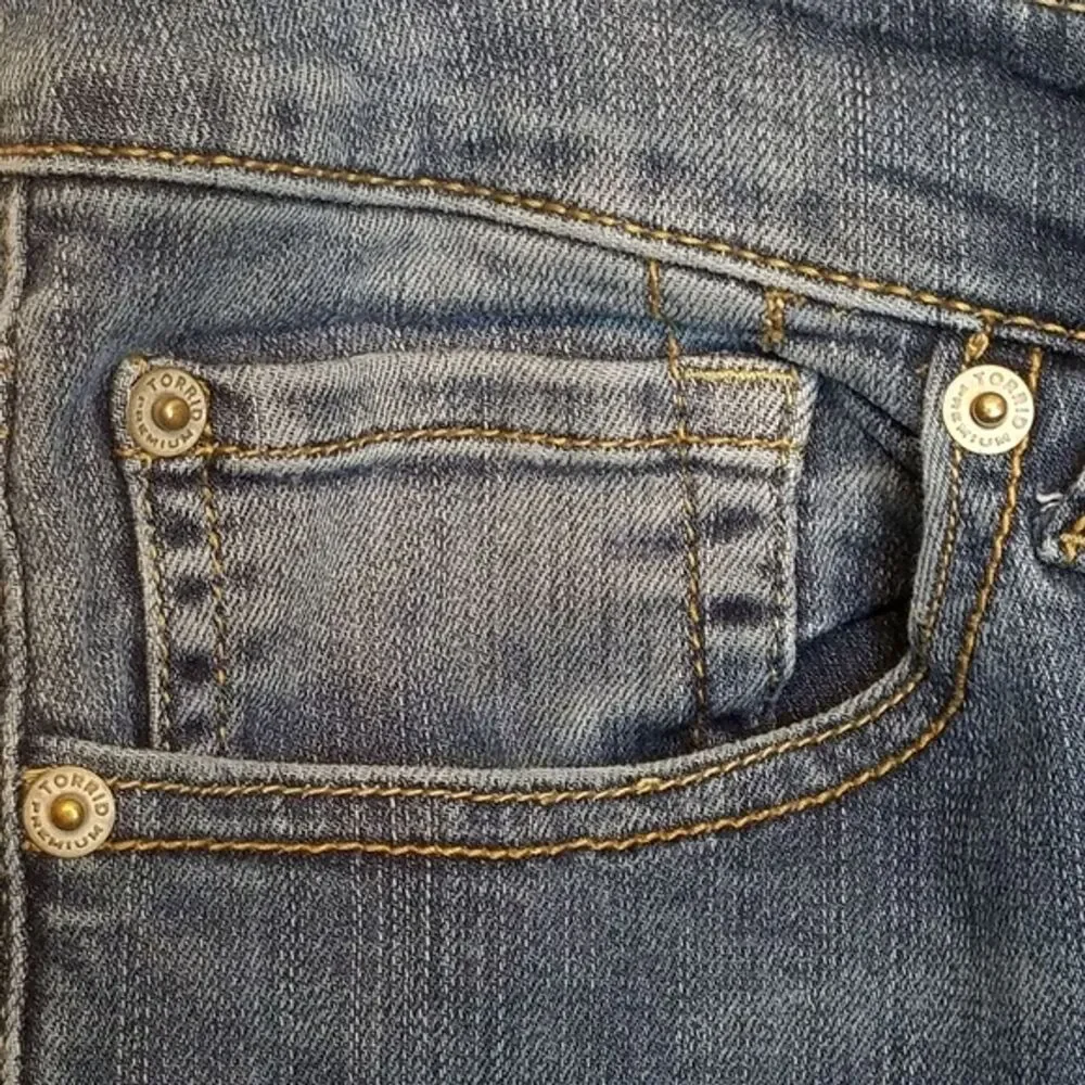 Torrid Ultra Skinny Premium Denim Jeans Size 18R - Picture 3 of 9